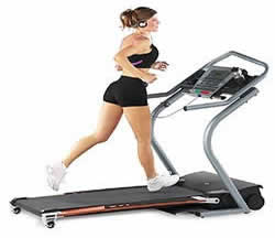 Mulher, ligado, treadmill